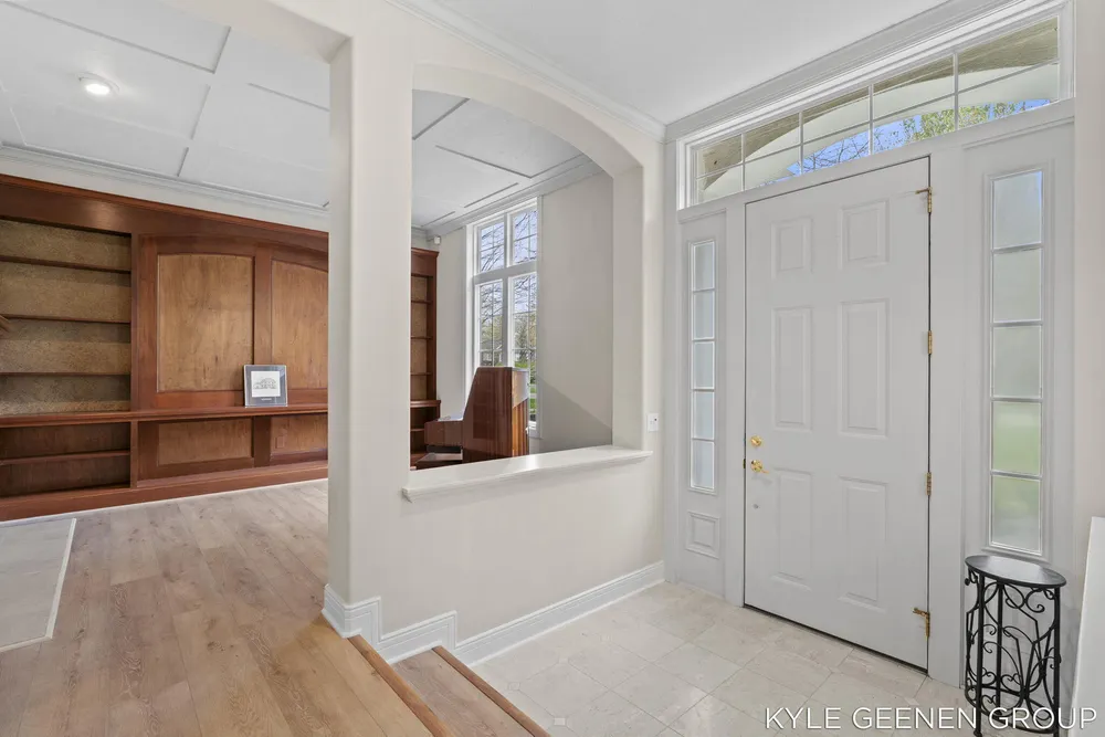 2918 Foxboro Ln, Holland, MI 49424
