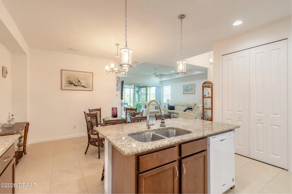 230 Sand Bar Ln, Daytona Beach, FL 32124