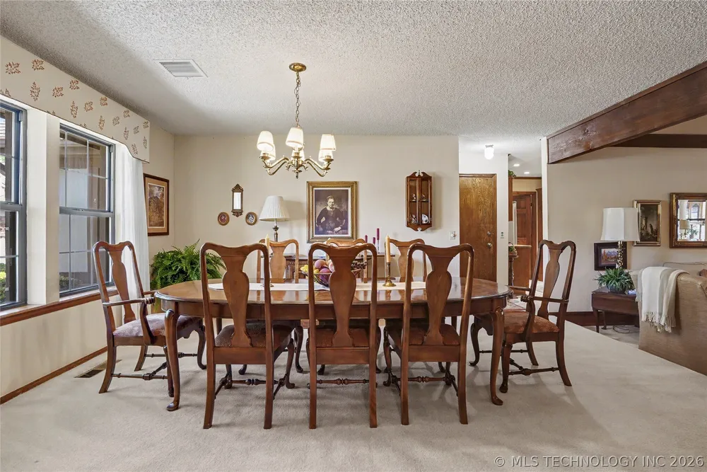 8617 S 71st East Ave, Tulsa, OK 74133