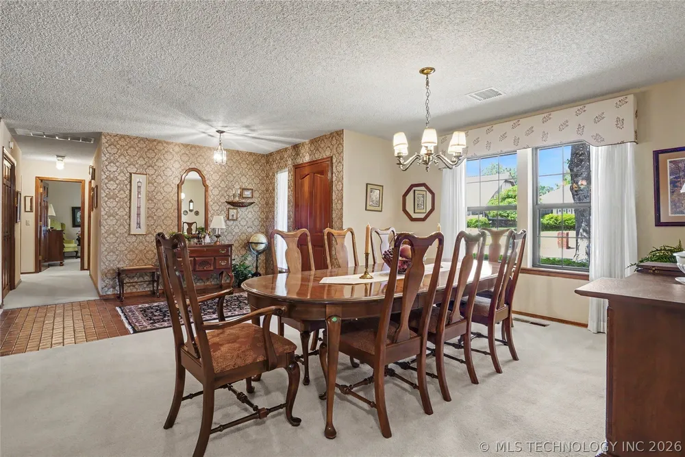 8617 S 71st East Ave, Tulsa, OK 74133