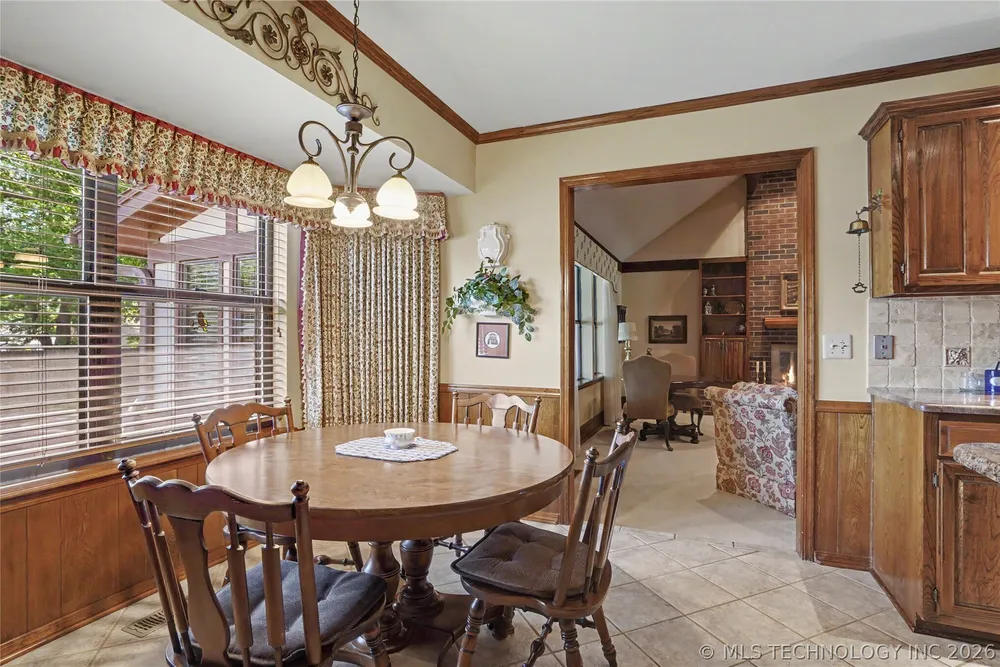8617 S 71st East Ave, Tulsa, OK 74133