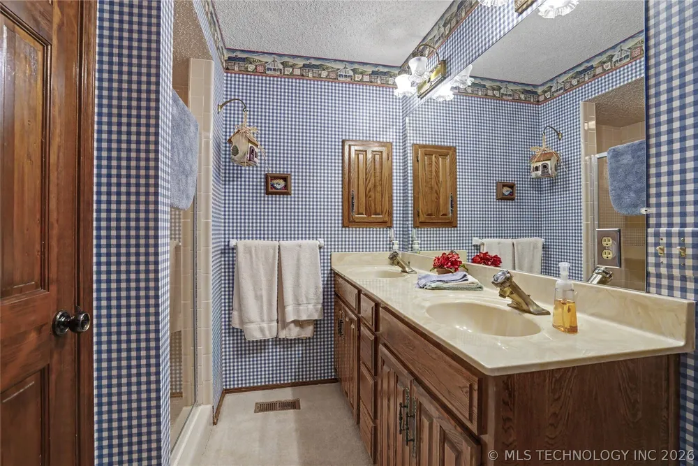 8617 S 71st East Ave, Tulsa, OK 74133
