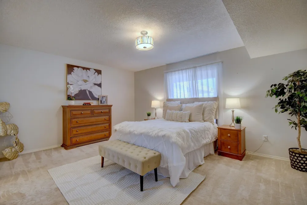 5701 Summer Ridge Rd NW, Albuquerque, NM 87114
