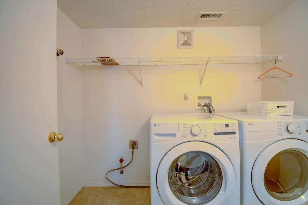 5701 Summer Ridge Rd NW, Albuquerque, NM 87114