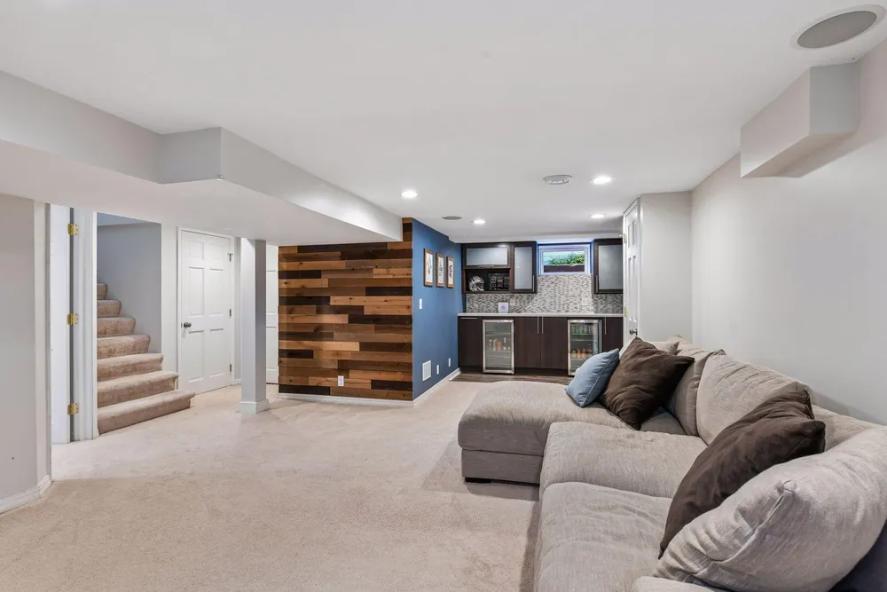 4031 Yosemite Ave S, Saint Louis Park, MN 55416