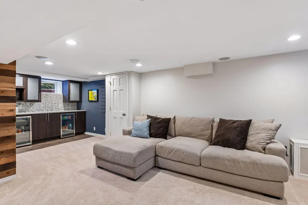 4031 Yosemite Ave S, Saint Louis Park, MN 55416