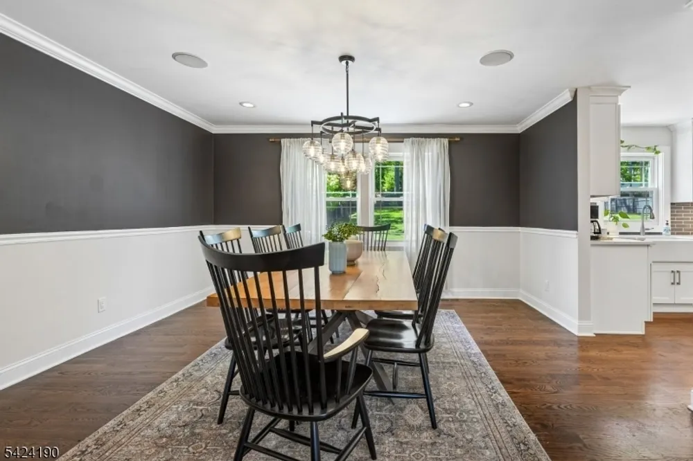 7 N Wyoming Ave, Essex, South Orange Village Township, NJ 07079