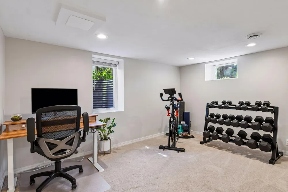 4031 Yosemite Ave S, Saint Louis Park, MN 55416