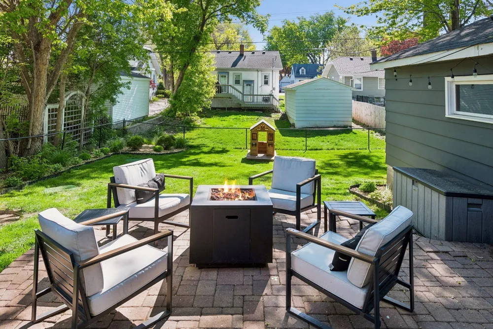 4031 Yosemite Ave S, Saint Louis Park, MN 55416