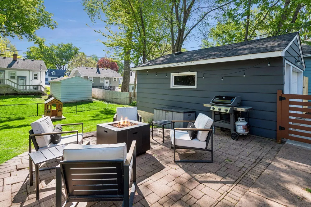 4031 Yosemite Ave S, Saint Louis Park, MN 55416