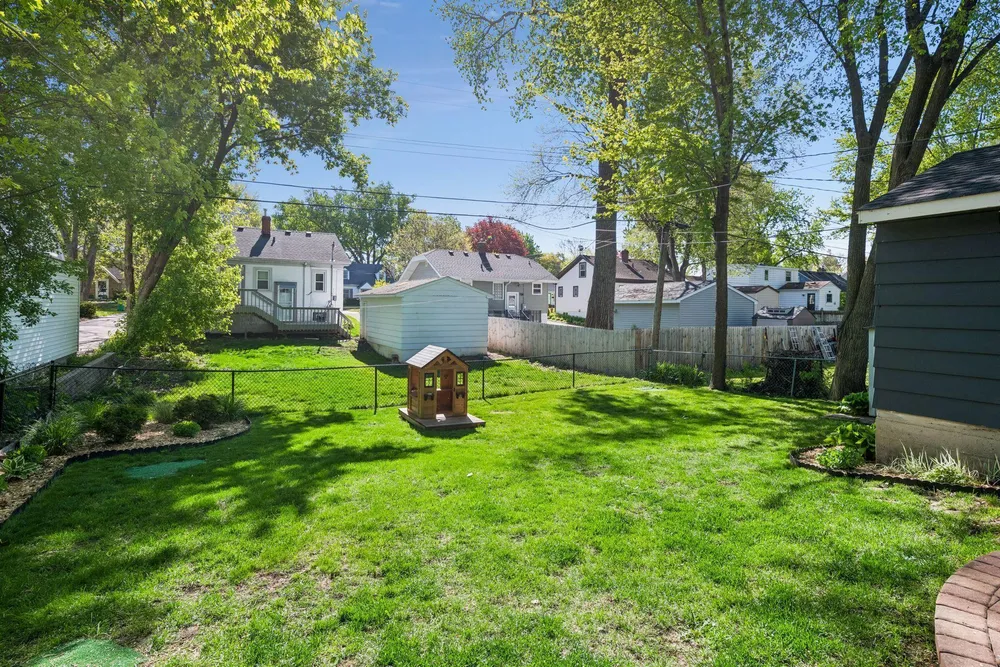 4031 Yosemite Ave S, Saint Louis Park, MN 55416