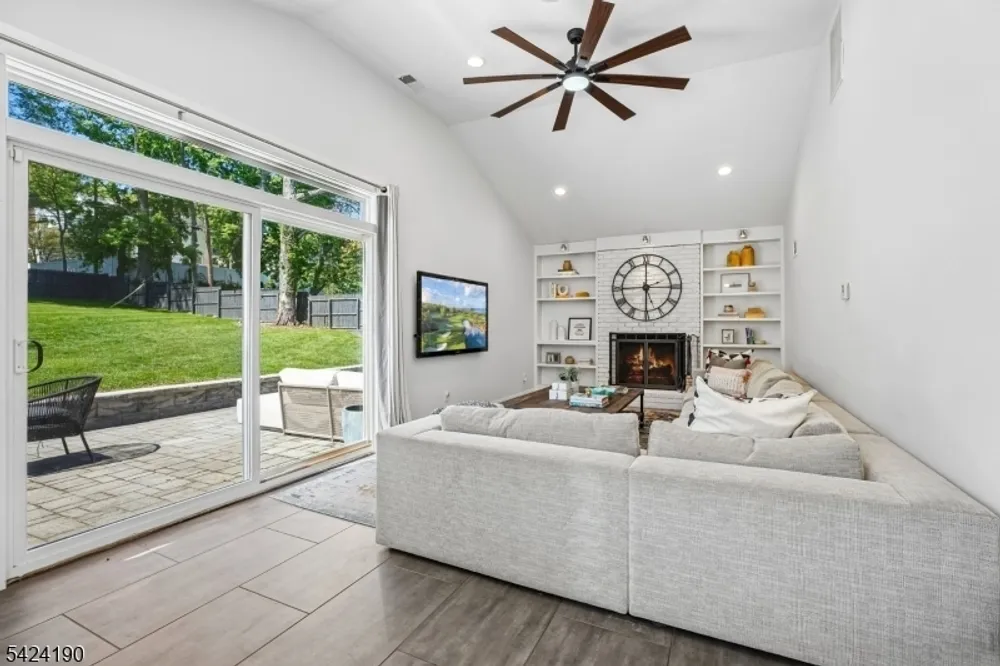 7 N Wyoming Ave, Essex, South Orange Village Township, NJ 07079