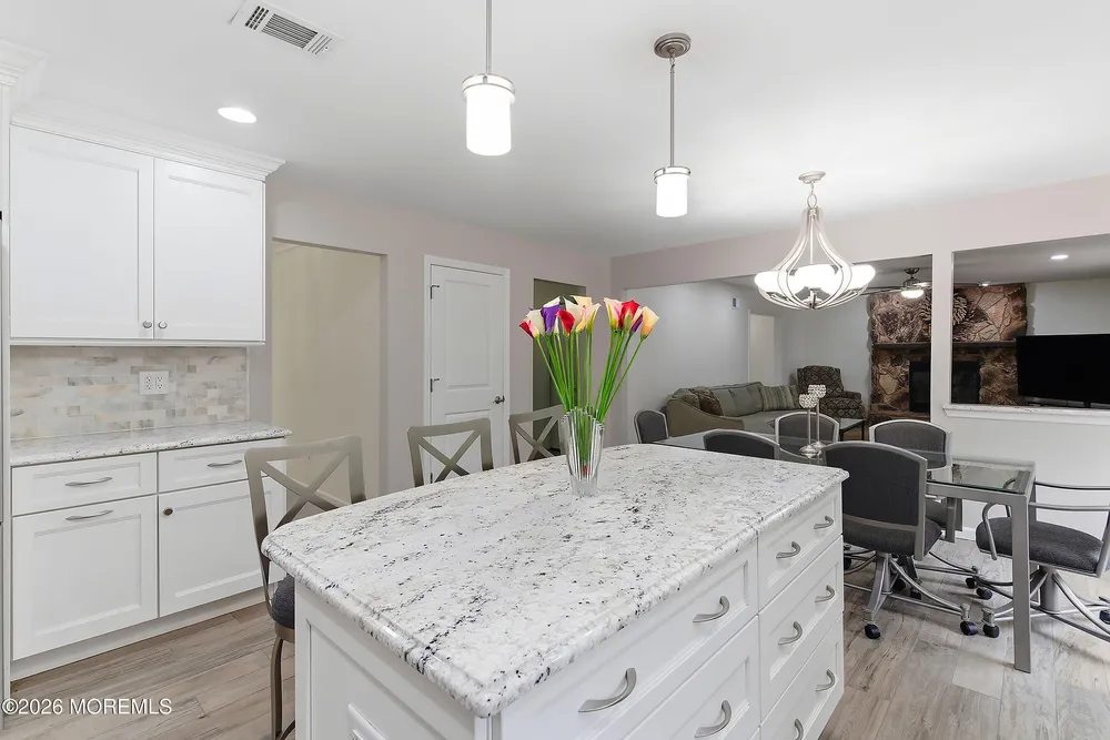 136 Greenoak Blvd, Middletown, NJ 07748