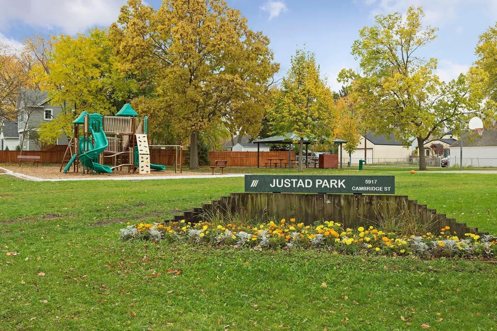 4031 Yosemite Ave S, Saint Louis Park, MN 55416