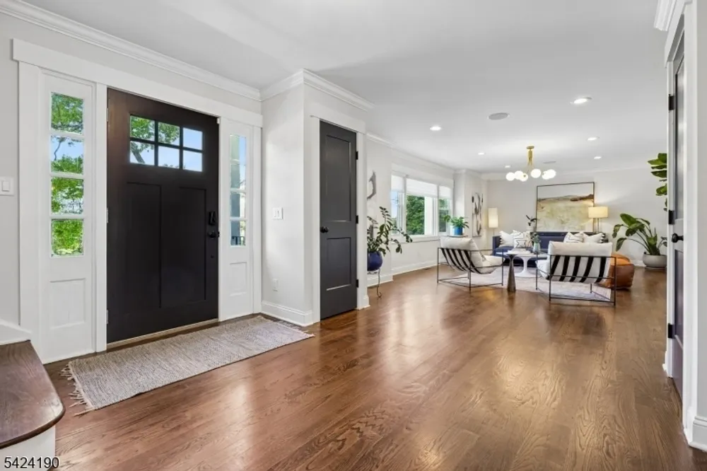7 N Wyoming Ave, Essex, South Orange Village Township, NJ 07079