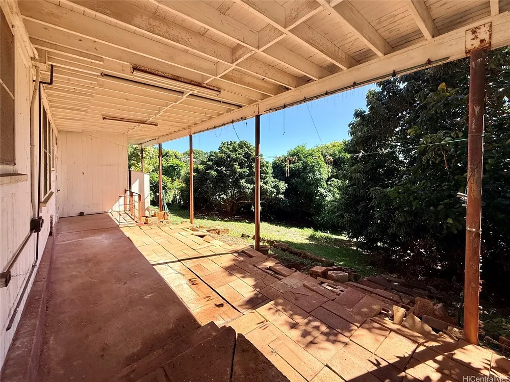 3655 Nihipali Pl, Honolulu, HI 96816