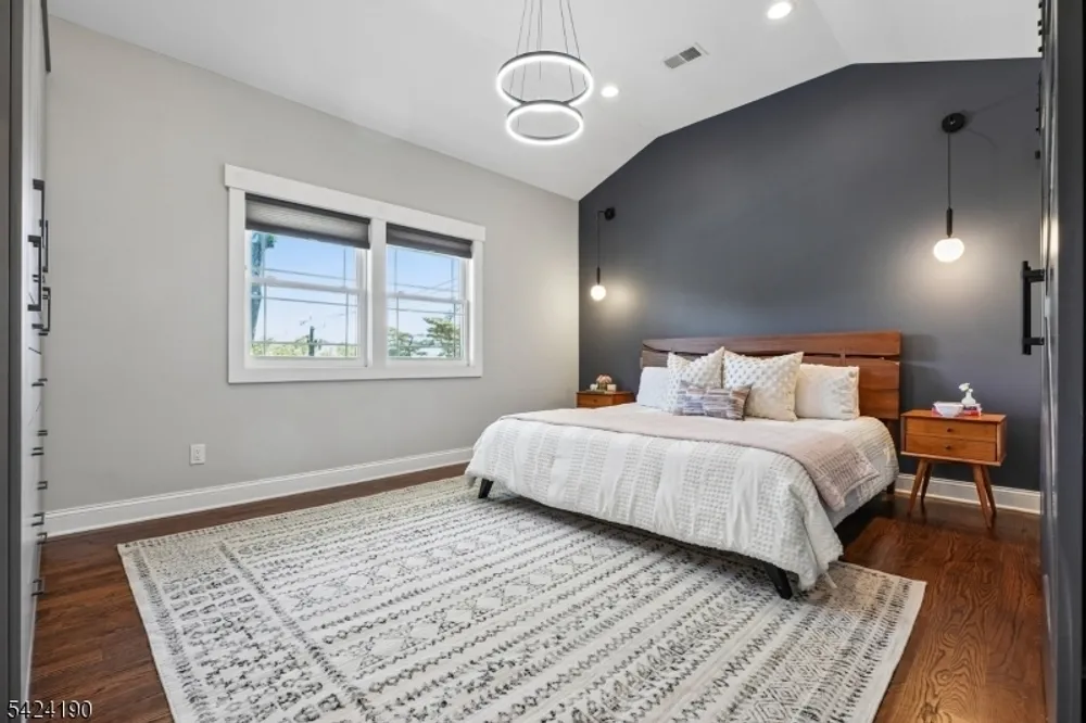 7 N Wyoming Ave, Essex, South Orange Village Township, NJ 07079