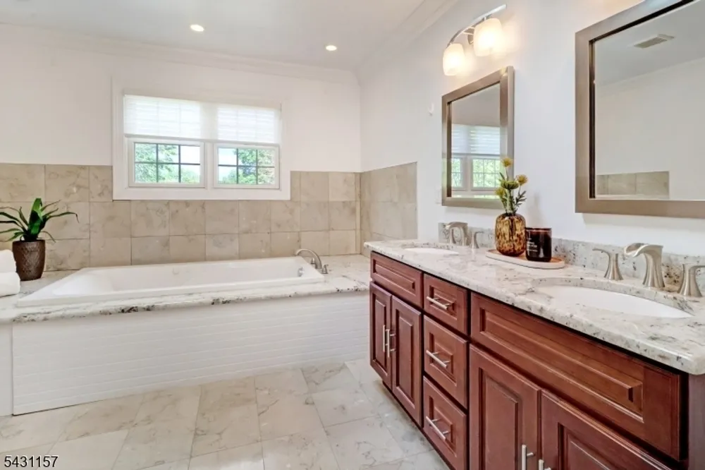 301 Greenwood Ave, Florham Park, NJ 07932