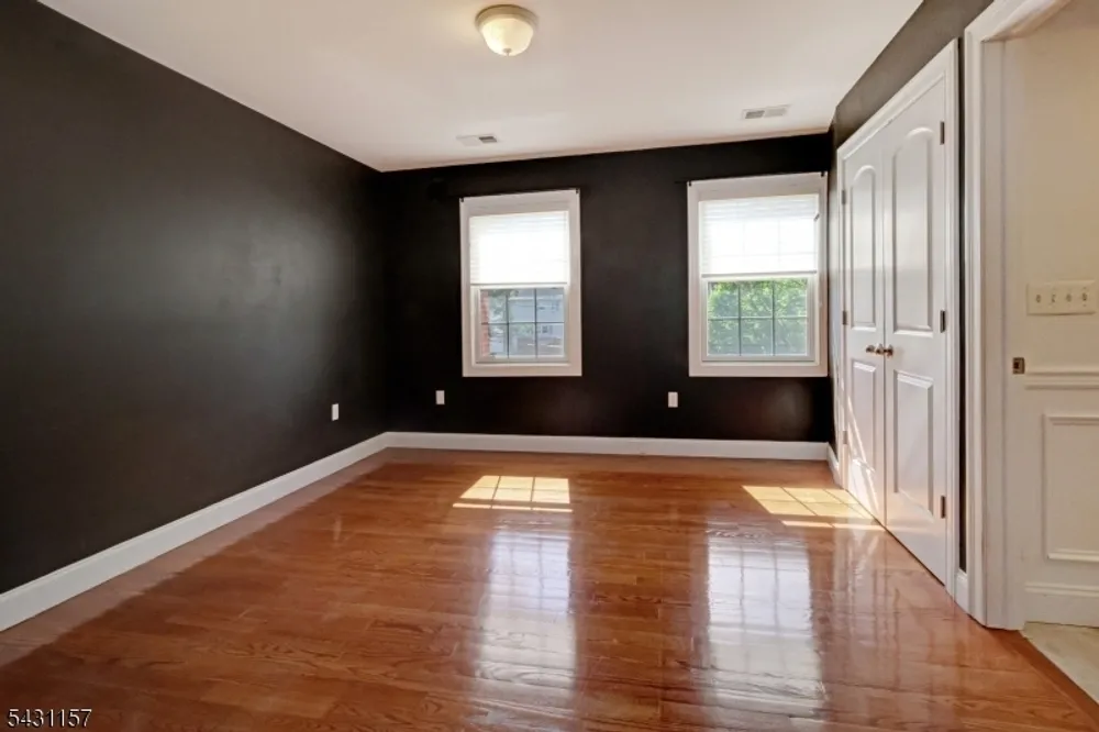 301 Greenwood Ave, Florham Park, NJ 07932