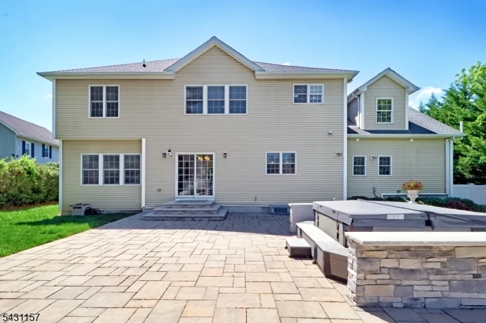 301 Greenwood Ave, Florham Park, NJ 07932