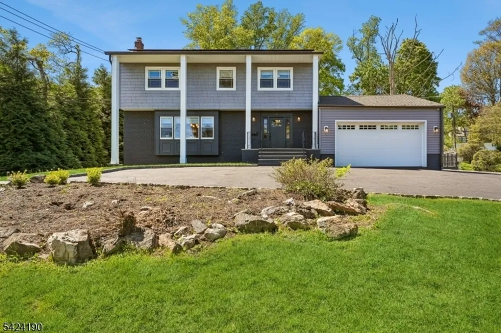 7 N Wyoming Ave, Essex, South Orange Village Township, NJ 07079