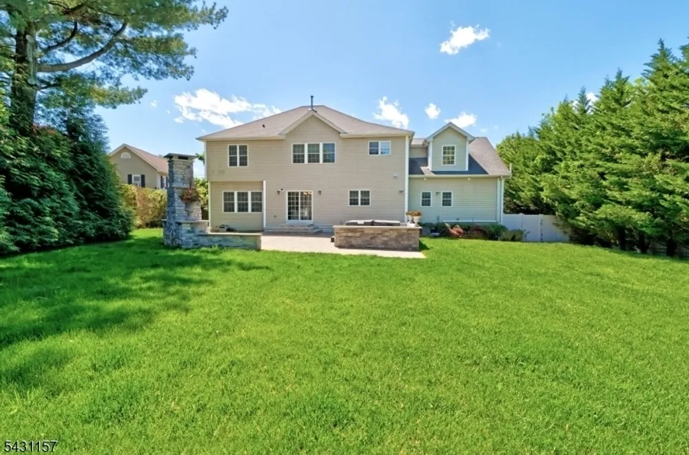 301 Greenwood Ave, Florham Park, NJ 07932