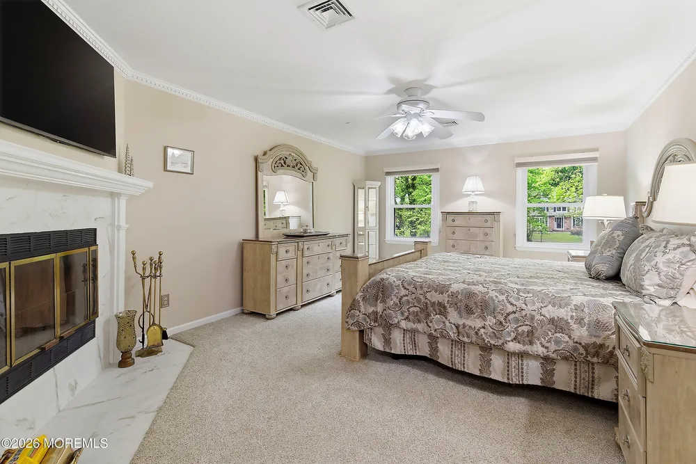 136 Greenoak Blvd, Middletown, NJ 07748
