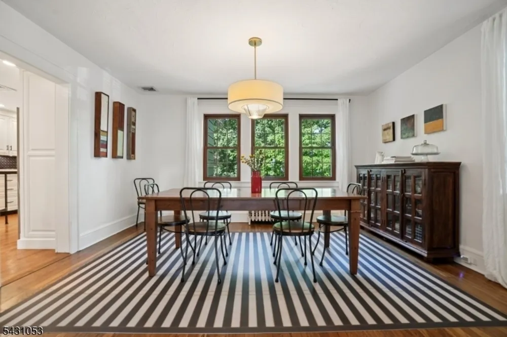 1 Oakridge Rd, West Orange, NJ 07052