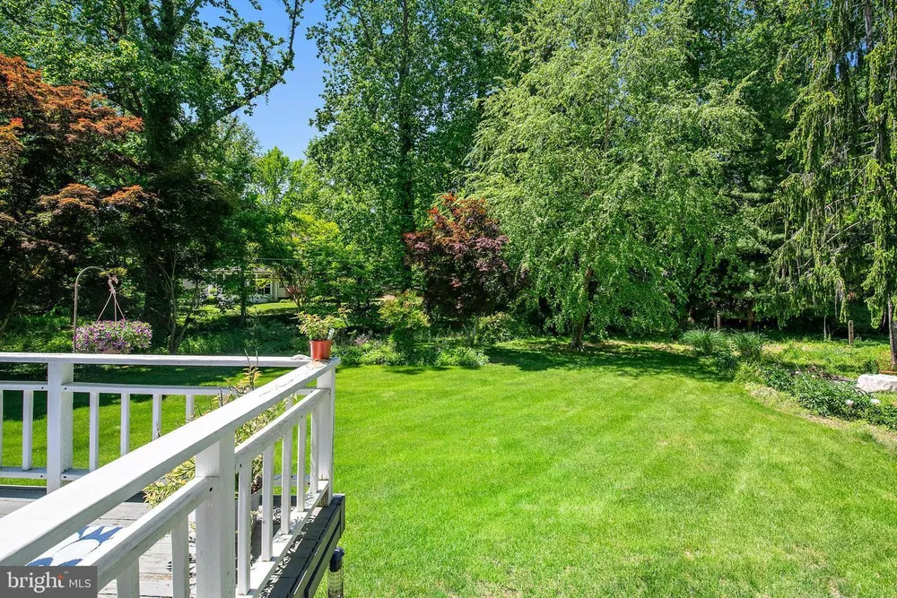 1126 Mainsail Dr, Annapolis, MD 21403