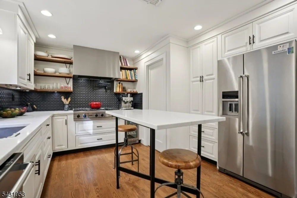 1 Oakridge Rd, West Orange, NJ 07052