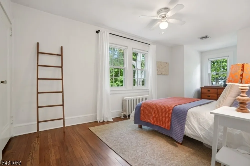 1 Oakridge Rd, West Orange, NJ 07052