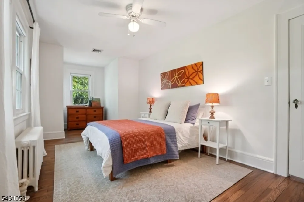 1 Oakridge Rd, West Orange, NJ 07052