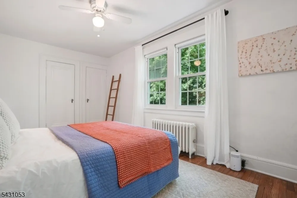 1 Oakridge Rd, West Orange, NJ 07052
