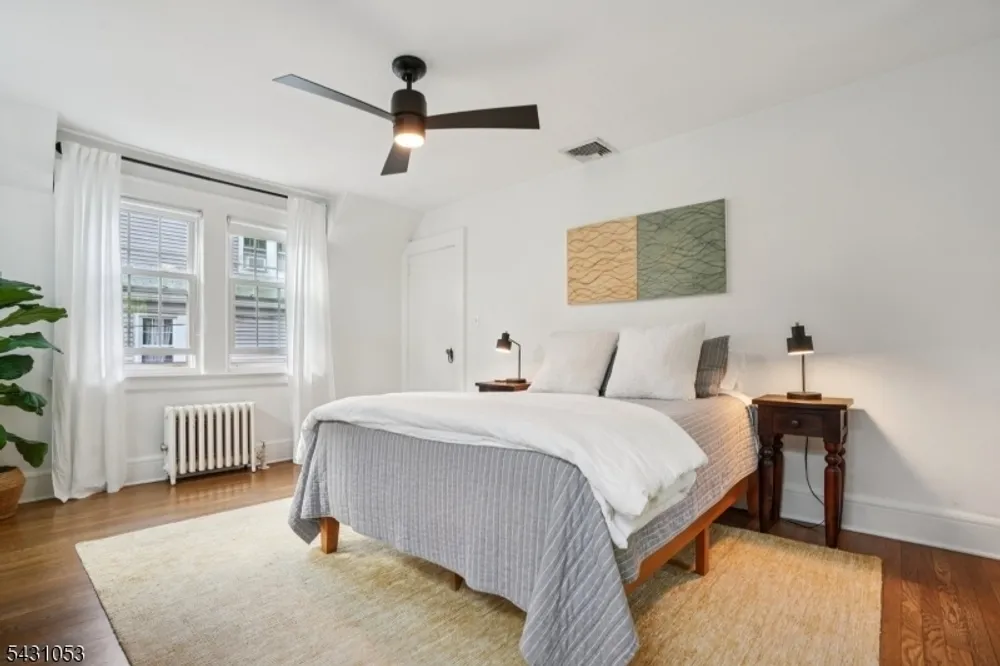 1 Oakridge Rd, West Orange, NJ 07052