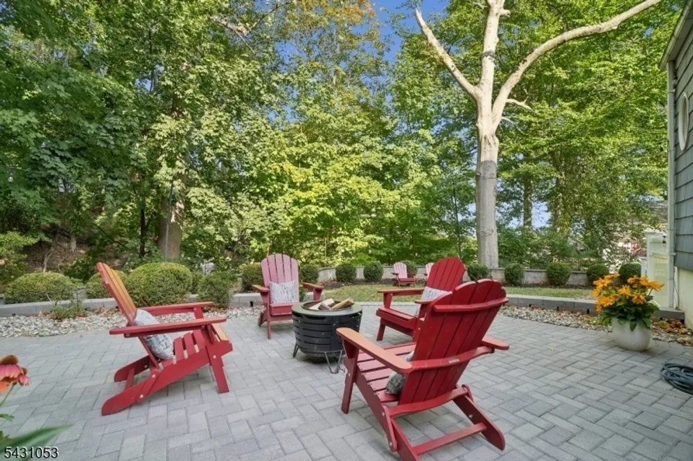 1 Oakridge Rd, West Orange, NJ 07052