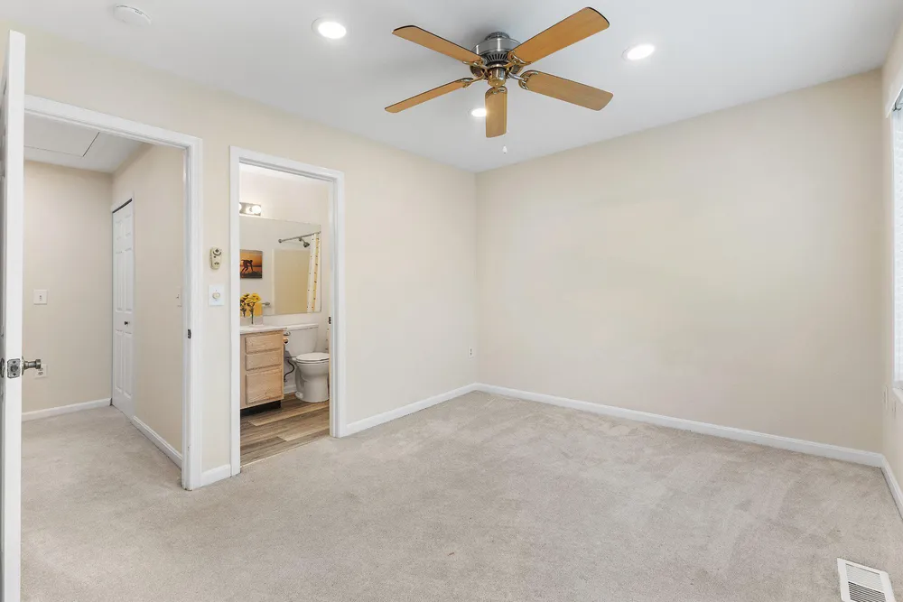 45 Queen Neva Ct, Chester, MD 21619