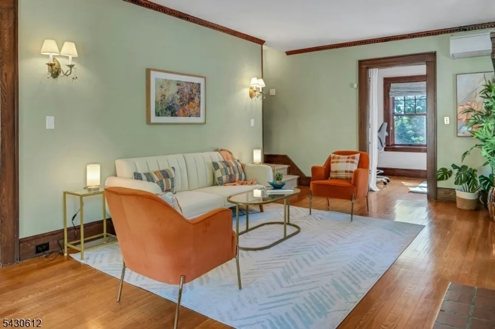 65 Hawthorne Ave, Glen Ridge, NJ 07028