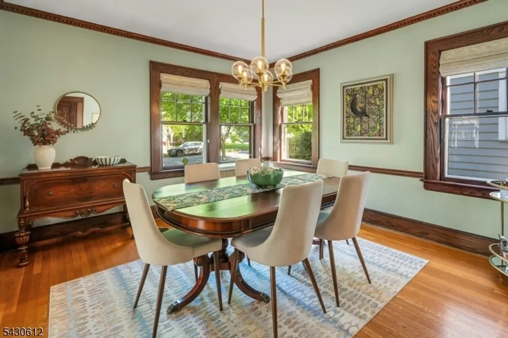 65 Hawthorne Ave, Glen Ridge, NJ 07028
