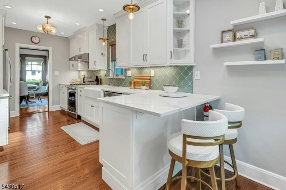 65 Hawthorne Ave, Glen Ridge, NJ 07028