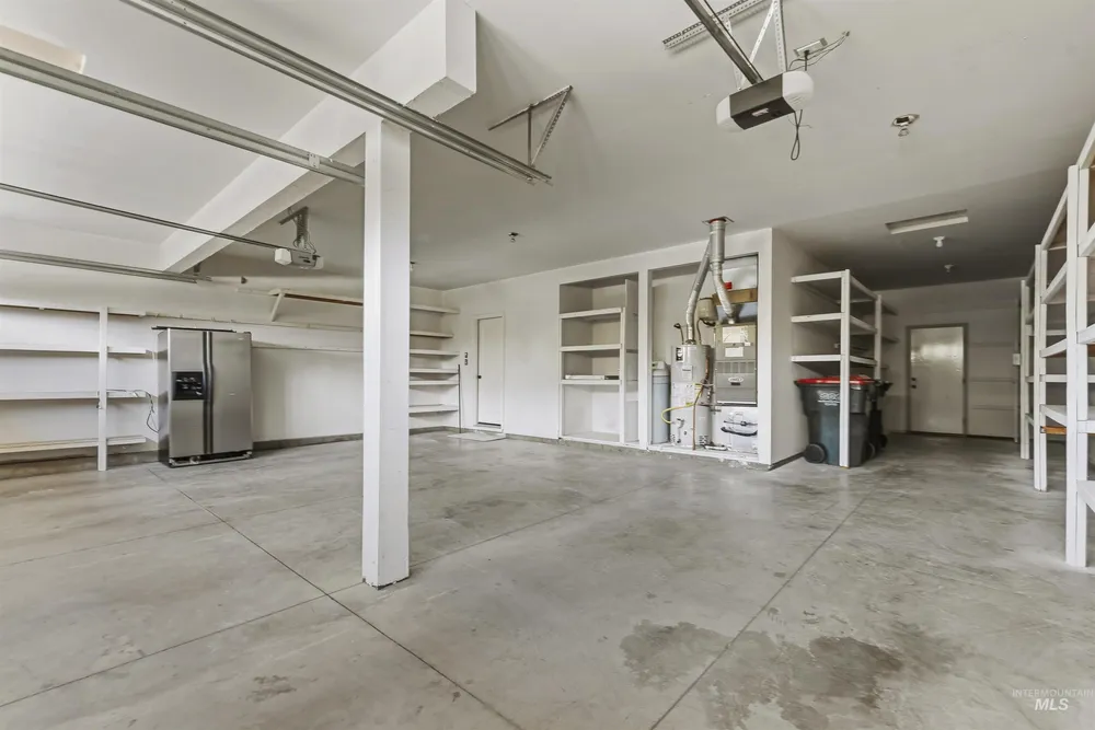 2292 W Windchime Dr, Meridian, ID 83646