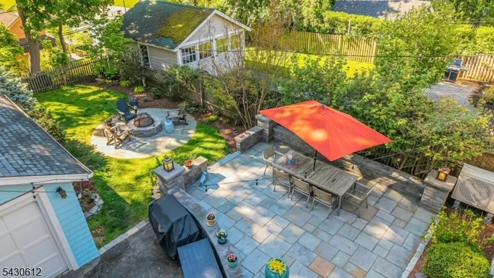 65 Hawthorne Ave, Glen Ridge, NJ 07028