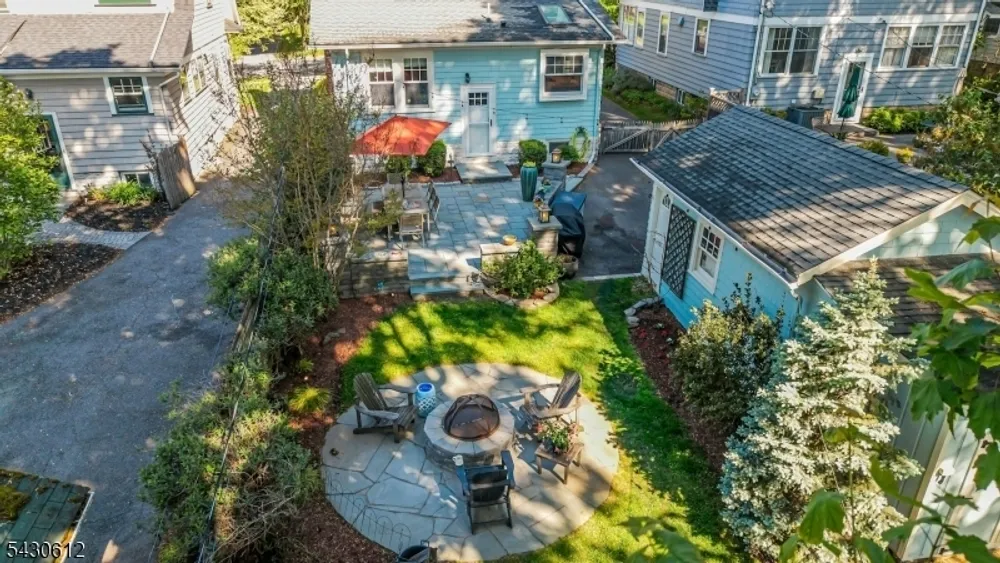 65 Hawthorne Ave, Glen Ridge, NJ 07028