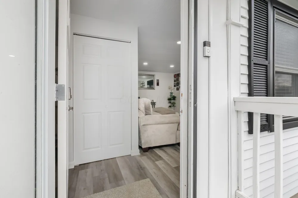 2562 Red Rock Blvd, Grove City, OH 43123