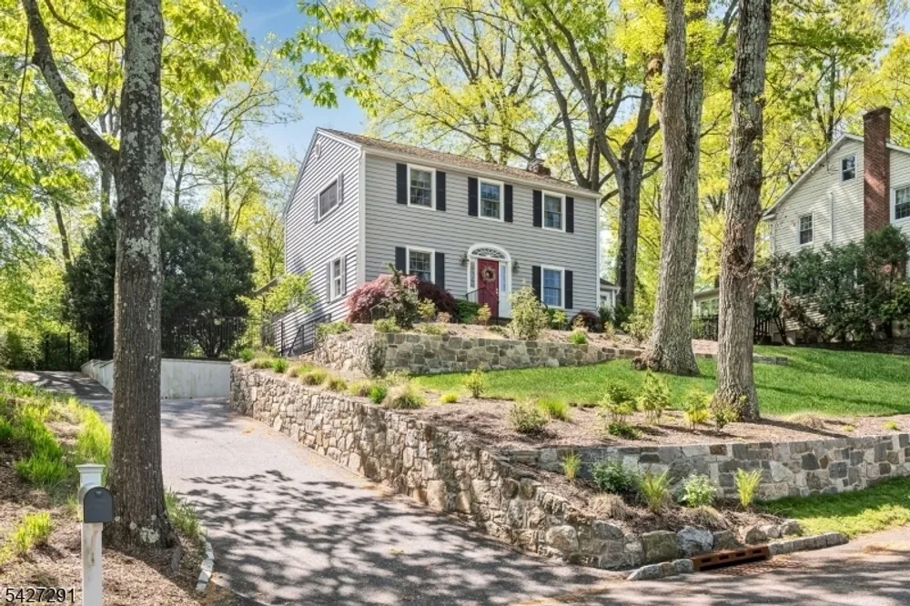 120 Hillcrest Ave, Morristown, NJ 07960