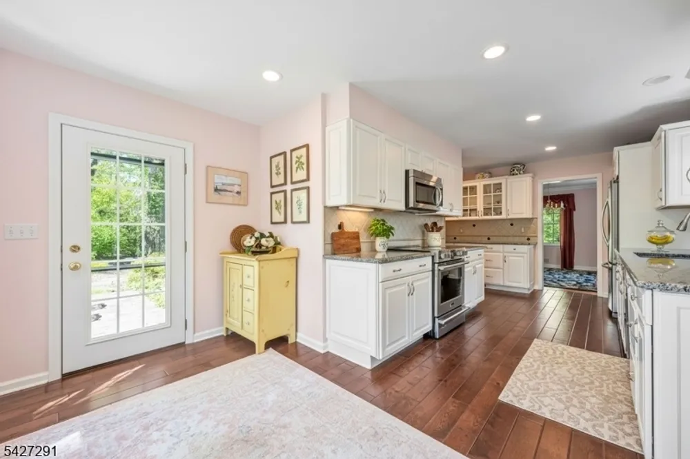 120 Hillcrest Ave, Morristown, NJ 07960