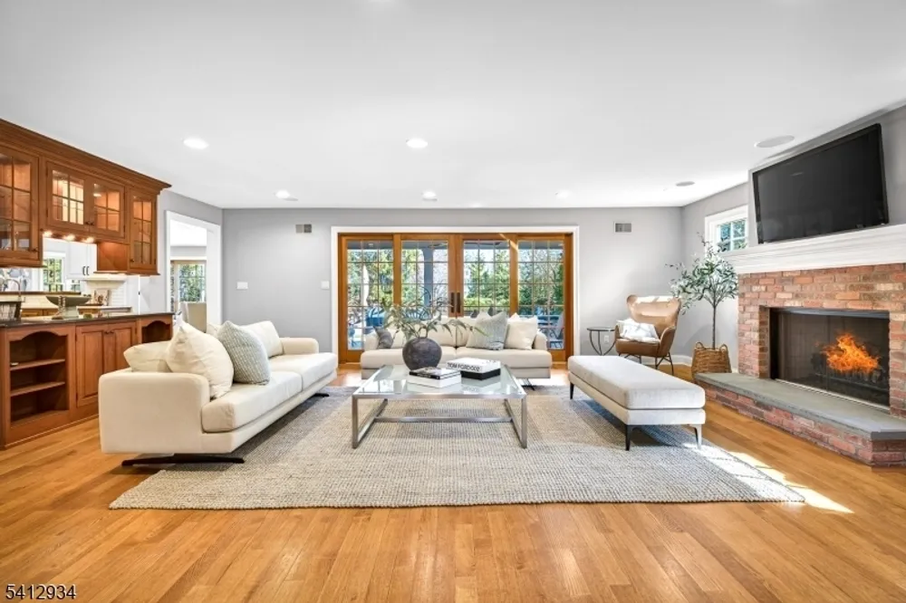 1020 Minisink Way, Westfield, NJ 07090