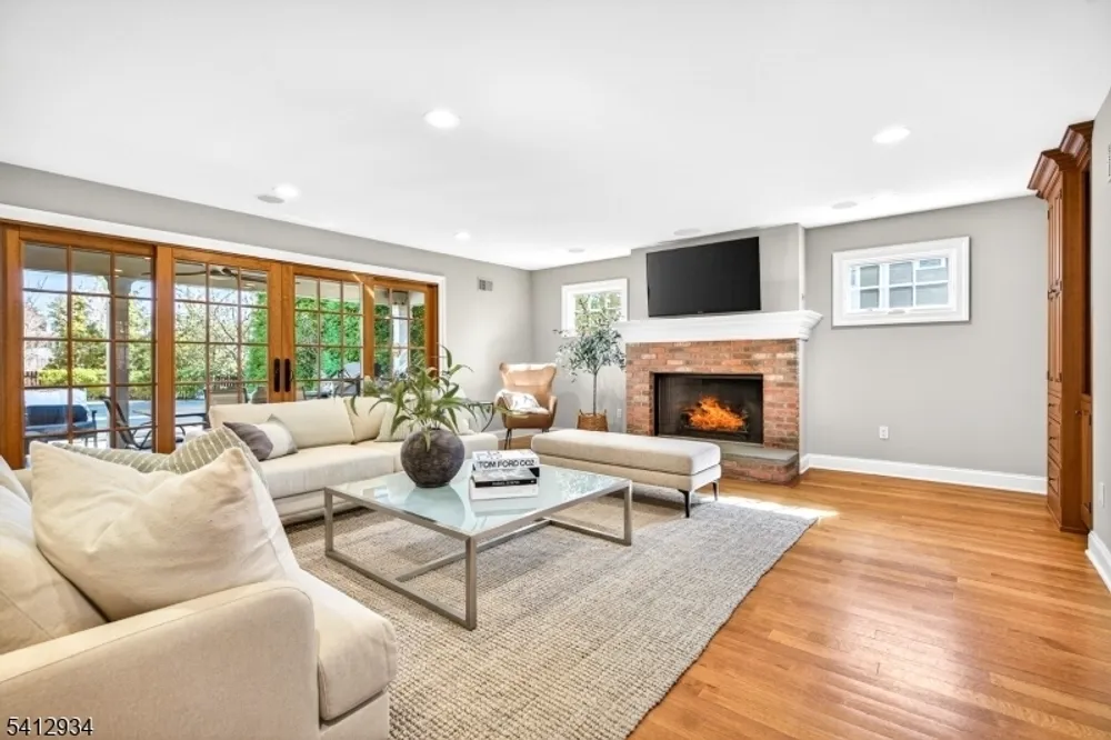 1020 Minisink Way, Westfield, NJ 07090