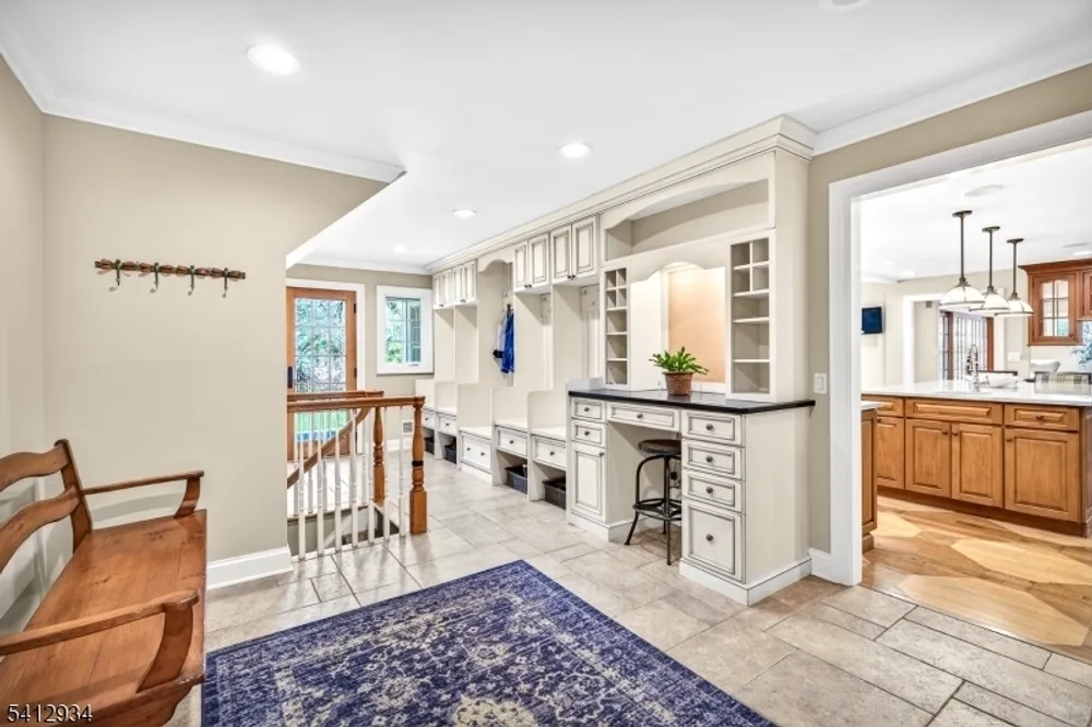 1020 Minisink Way, Westfield, NJ 07090