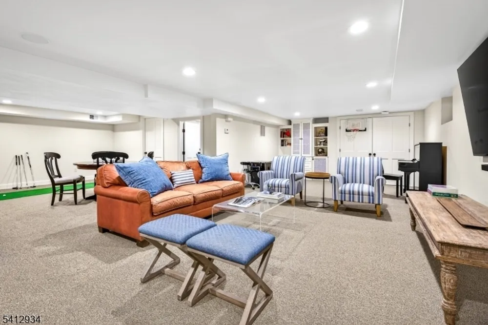 1020 Minisink Way, Westfield, NJ 07090