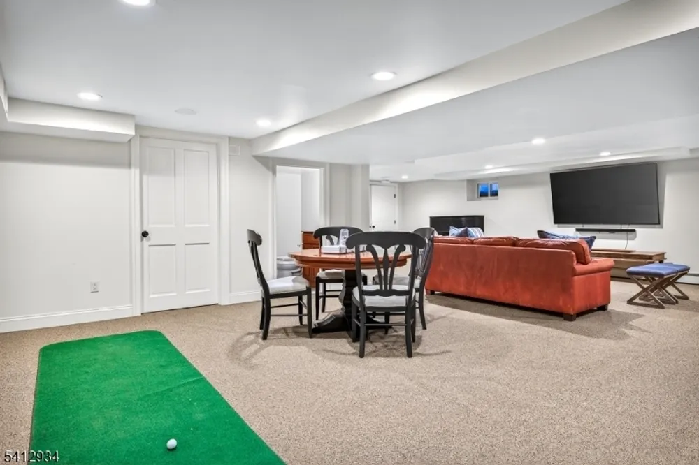 1020 Minisink Way, Westfield, NJ 07090